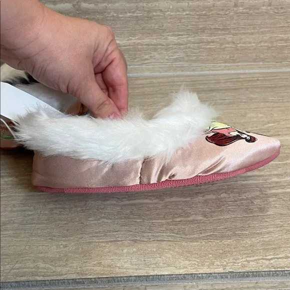 DISNEY NWT Girls Size 13/1 Princess Pink Slippers with White Fur Trim - Picture 9 of 9
